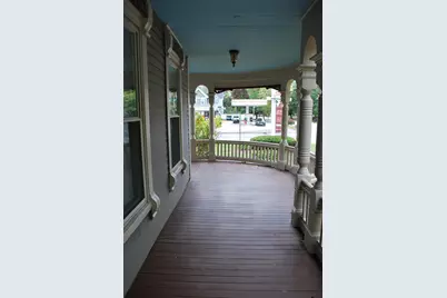 1889 Elm Street, Manchester, NH 03104 - Photo 18