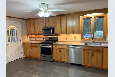 18 Windsor Drive, Amherst, NH 03031 - Photo 10