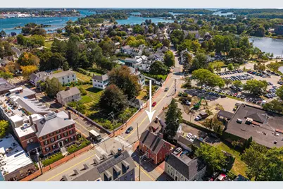 108 Pleasant Street, Portsmouth, NH 03801 - Photo 8