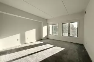 12 Mountain Laurels Dr, Nashua, NH 03062 - Photo 8
