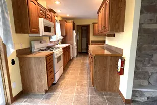 43 Fotene St, Nashua, NH 03062 - Photo 4