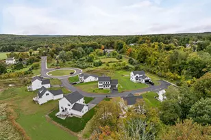 11 Robin Wy, Chester, NH 03036 - Photo 32