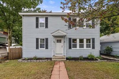 8 Blue Hill Avenue #Unit 2, Nashua, NH 03064 - Photo 1