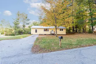 7 Sunnyfield Dr, Jaffrey, NH 03452 - Photo 2