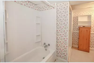 216 Friendship Avenue, Pembroke, NH 03275 - Photo 18