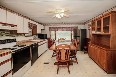 216 Friendship Avenue, Pembroke, NH 03275 - Photo 8