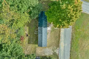 34 Cherry St, Belmont, NH 03220 - Photo 10