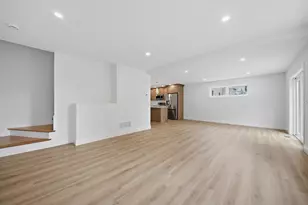 106 Lock St, Nashua, NH 03064 - Photo 10