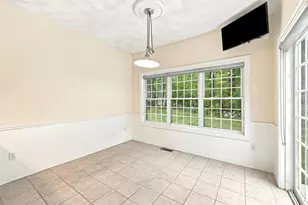43 Sawgrass Cir, Londonderry, NH 03053 - Photo 18