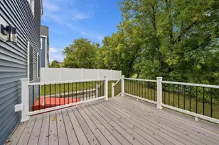106 Lock St, Nashua, NH 03064 - Photo 16
