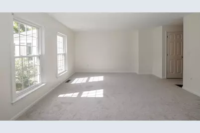 102 River Grant Drive, Hopkinton, NH 03229 - Photo 6