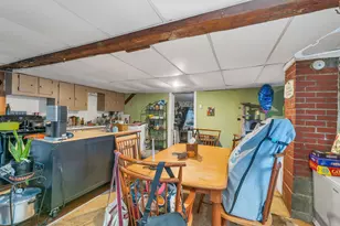 17 Manchester St, Pittsfield, NH 03263 - Photo 48