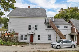 17 Manchester St, Pittsfield, NH 03263 - Photo 6