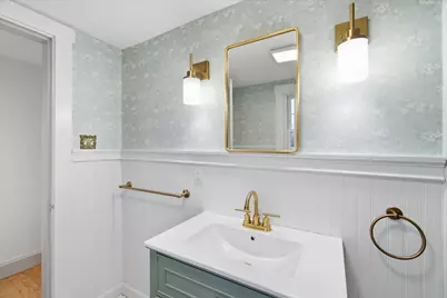 112 Mammoth Road, Manchester, NH 03109 - Photo 36