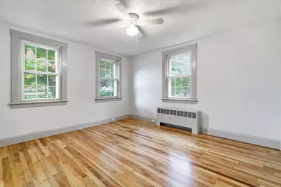 112 Mammoth Road, Manchester, NH 03109 - Photo 16