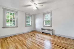 112 Mammoth Rd, Manchester, NH 03109 - Photo 16