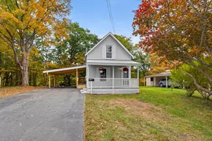 66 Lafayette St, Claremont, NH 03743 - Photo 4