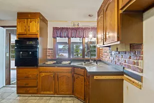 12 Holts Point Rd, Sandown, NH 03873 - Photo 8