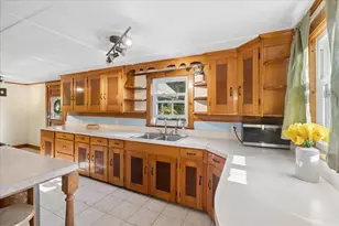 16 Gile Rd, Raymond, NH 03077 - Photo 12