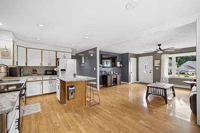 38 Eayers Pond Road, Hudson, NH 03051 - Photo 2
