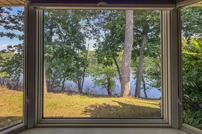 28 Walden Pond Drive, Nashua, NH 03064 - Photo 4