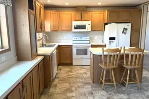 57 Riverview Dr, Rochester, NH 03867 - Photo 10