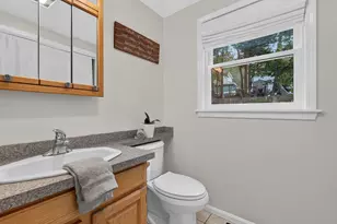 141 Eastwind Dr, Manchester, NH 03104 - Photo 14