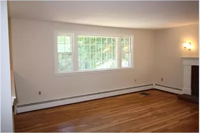 42 Barkland Drive, Derry, NH 03038 - Photo 4