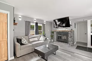 24 Buffy St, Rochester, NH 03867 - Photo 6