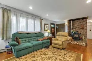 124 Haverhill Rd, Chester, NH 03036 - Photo 10