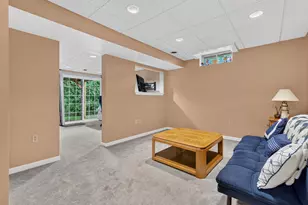 6 Clydesdale Ct, Goffstown, NH 03045 - Photo 30