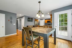 24 Chestnut Dr, Allenstown, NH 03275 - Photo 8