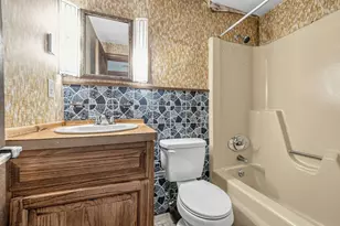 28 Beechwood Rd, Hudson, NH 03051 - Photo 20