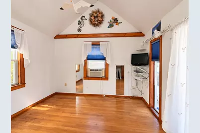 17 Whitten Street #3, Hampton, NH 03842 - Photo 2