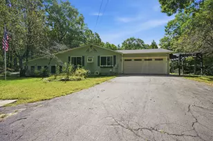 314 Main St, Plaistow, NH 03865 - Photo 1