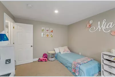 197 Charlotte Street, Manchester, NH 03103 - Photo 22