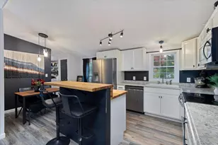 4 Allard St, Exeter, NH 03833 - Photo 10
