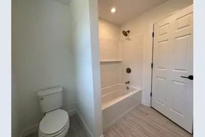 120 South Road, Londonderry, NH 03053 - Photo 18