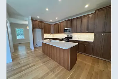 120 South Road, Londonderry, NH 03053 - Photo 2