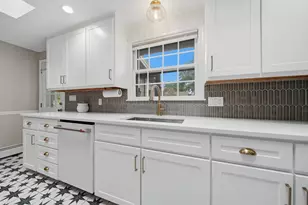 46 Marianna Rd, Salem, NH 03079 - Photo 6