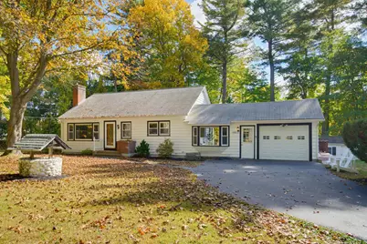 195 Rockingham Road, Auburn, NH 03032 - Photo 2