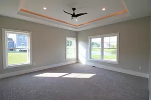 431 Blane Cir, Pembroke, NH 03275 - Photo 12