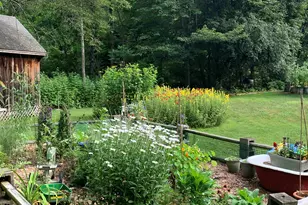 22 Cobbetts Pond Rd, Windham, NH 03087 - Photo 6