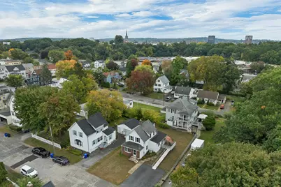 125 Thornton Street, Manchester, NH 03102 - Photo 46