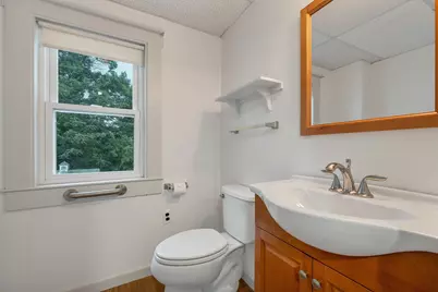 125 Thornton Street, Manchester, NH 03102 - Photo 36
