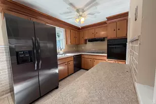 11 Royal Cir, Salem, NH 03079 - Photo 12
