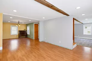 185 Elm St, Goffstown, NH 03045 - Photo 12