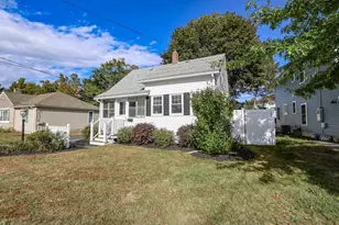 28 Almont St, Nashua, NH 03060 - Photo 4