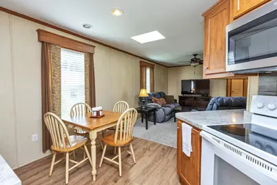 101 Dart Drive, Salem, NH 03079 - Photo 8