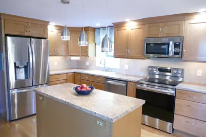 5 Meadow Lane, Goffstown, NH 03045 - Photo 4